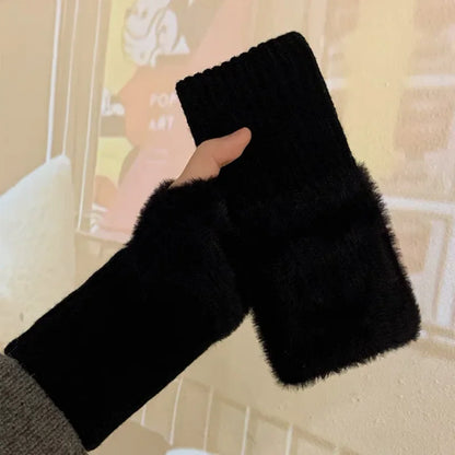 Fuzzy Warme Fingerless Handschoenen - By Vivi's Fashion