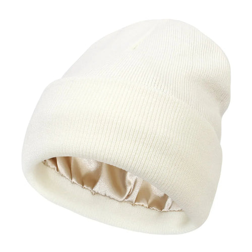 Witte Beanie met Zijden Voering - Beschermt je Haar & Houdt je Warm