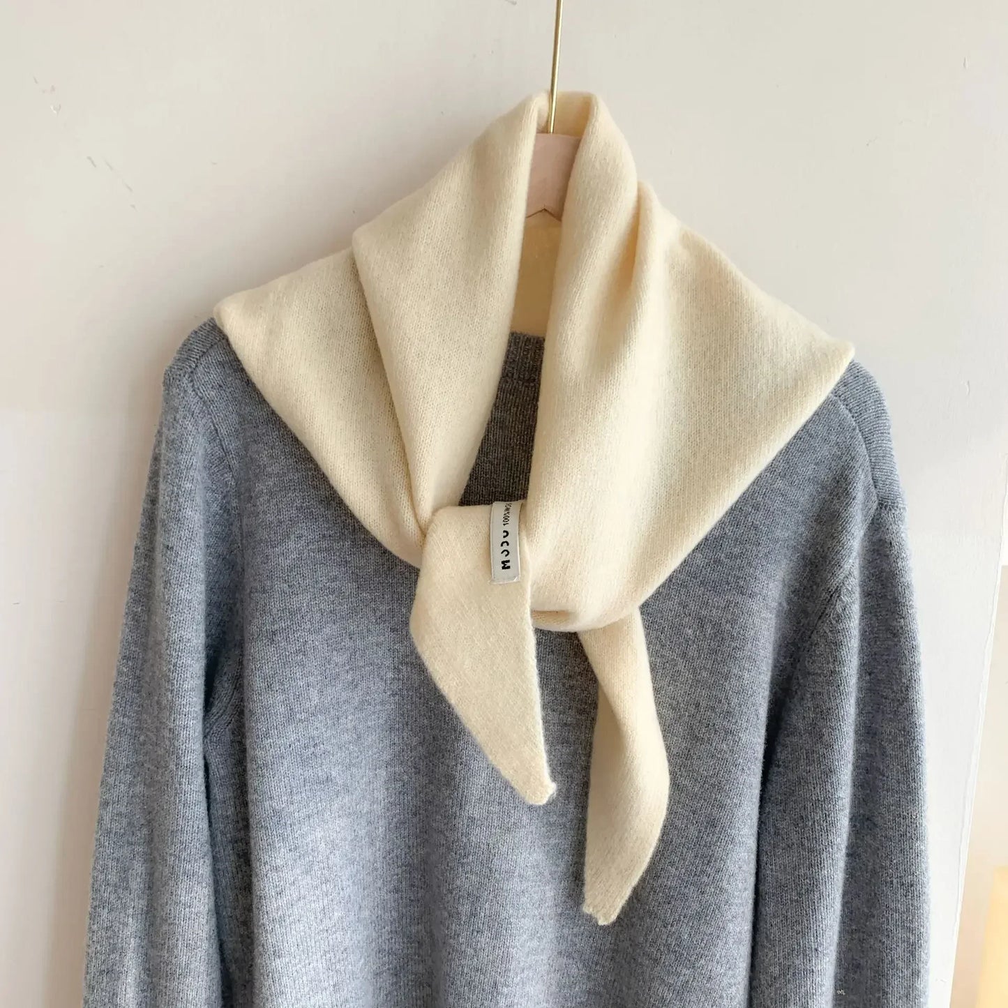 Driehoeks Sjaal 100% Wol - By Vivi's Fashion